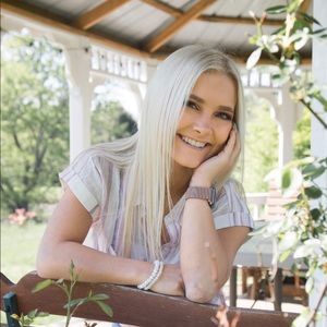 Meet your Posher, Ashley